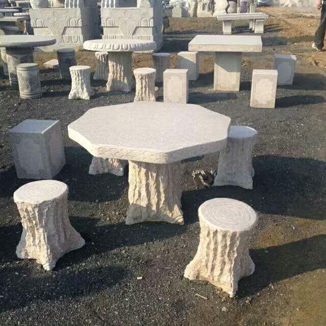 石桌石凳